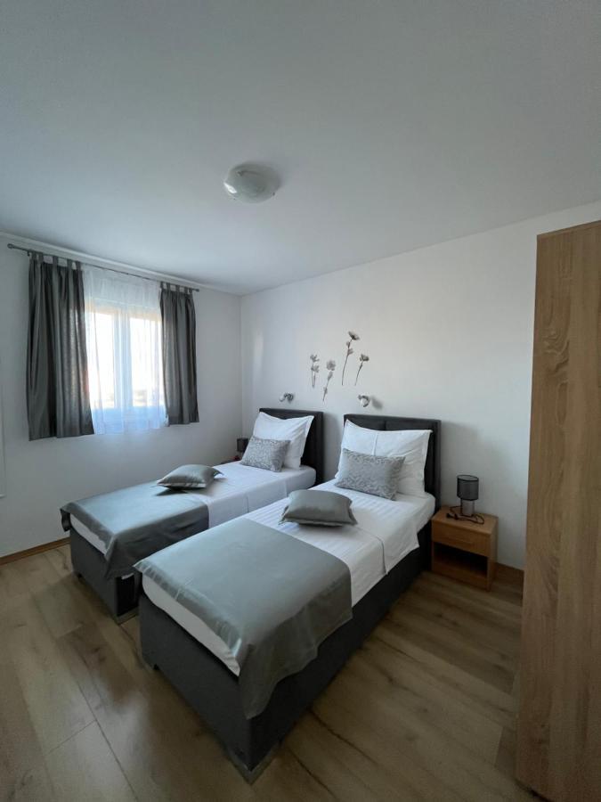 Apartments Magdalena Stobreč Extérieur photo