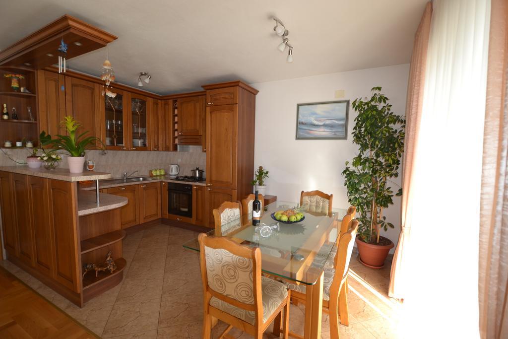 Apartments Magdalena Stobreč Extérieur photo